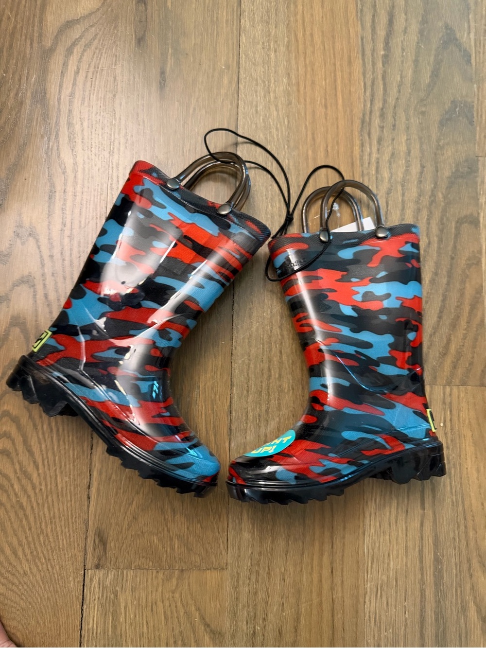 Western Chief Kids Camo Rain Boots in Red & Blue